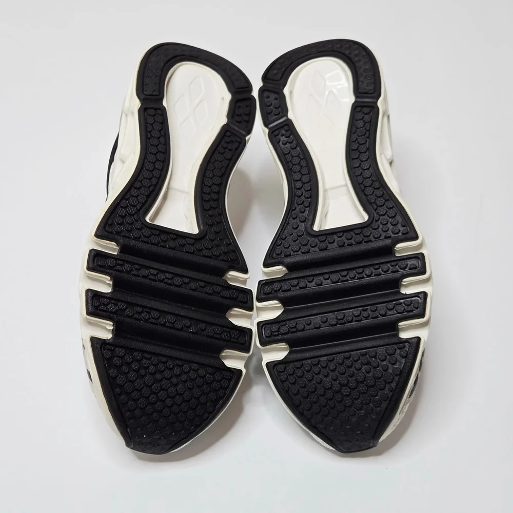 Just So So Women's White Black Fashion Gym Sneaker Shoes Sz 38 US 7.5/8